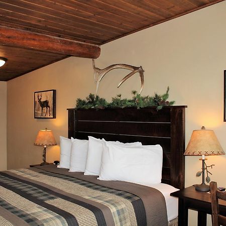 Elkhorn Cabins And Inn West Yellowstone Dış mekan fotoğraf