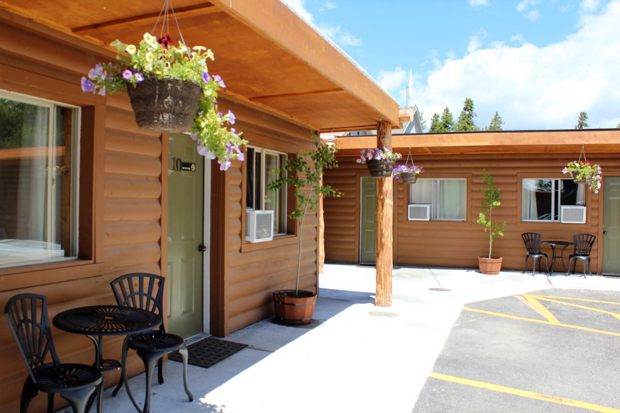 Elkhorn Cabins And Inn West Yellowstone Dış mekan fotoğraf