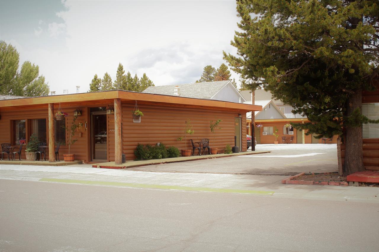 Elkhorn Cabins And Inn West Yellowstone Dış mekan fotoğraf